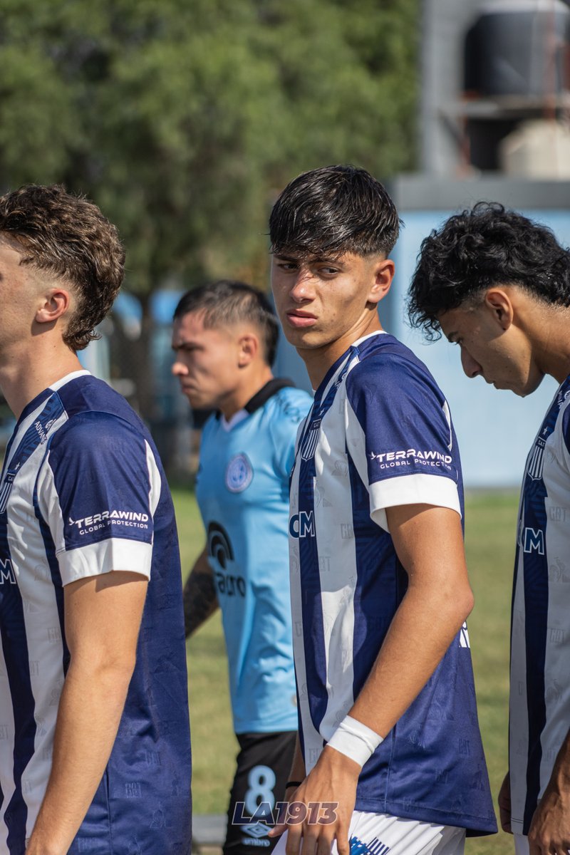 la1913com's tweet photo. #BuscaT en las fotos de #La1913!
⚽En La fecha del clásico de reserva , #La1913 acompaño en la jornada.
¡Vamos los pibes!
🎞️Mirá el álbum completo en nuestra web https://t.co/0CvUwQjqDY https://t.co/8DDt9Gy2F5