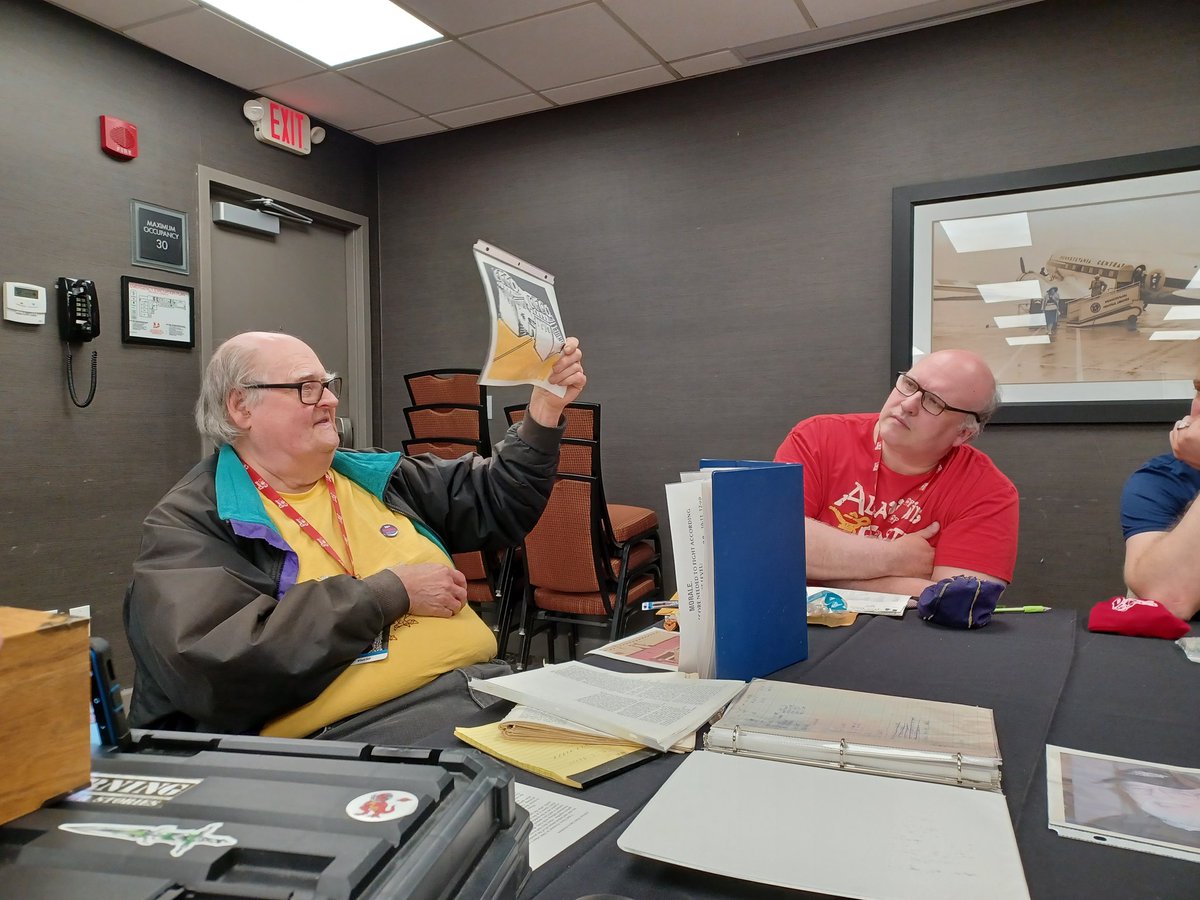 KevinLamb74's tweet photo. Just played Empire of the Petal Throne with Bill Hoyt who not only was an original player in MAR Barker's EPT game but was also a playtester before the game was published! He even has his own coin mint and provided us all with 1:1 replicas of actual Tekumel currency! #DaveCon https://t.co/McwJ1mZUKT