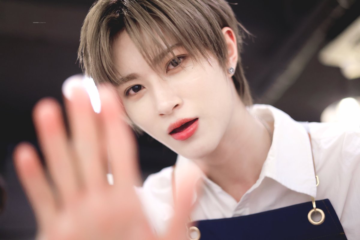 250425 HQ

#소디엑 #XODIAC #리오 #LEO 
#내사랑傲傲