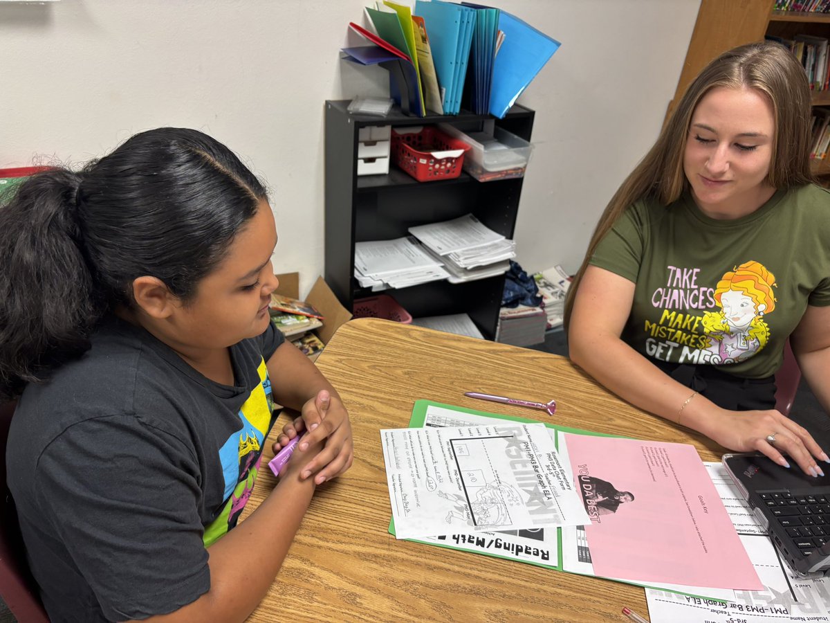 rosemont_es's tweet photo. Twas the week before PM3 testing…and all through the halls our eagles are chatting data to answer the call 📈 🦅 https://t.co/nk60iELoYV