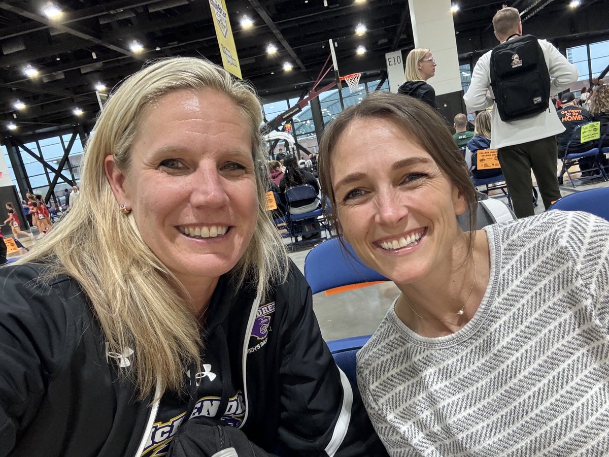 Kari Kerkhoff (@coachk_40) on Twitter photo A blast from the Husky past! I always love running into the <a href="/mtuwbb/">Michigan Tech WBB</a> ladies!! ππ€ A blast from the Husky past! I always love running into the <a href="/mtuwbb/">Michigan Tech WBB</a> ladies!! ππ€