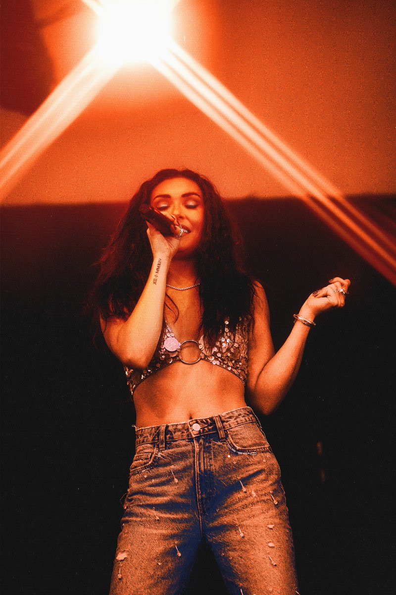 altwavemag's tweet image. Heater of Kylie Morgan live from Ocean City, MD, USA

📸: Harrison Webb
#country #festival #altwave