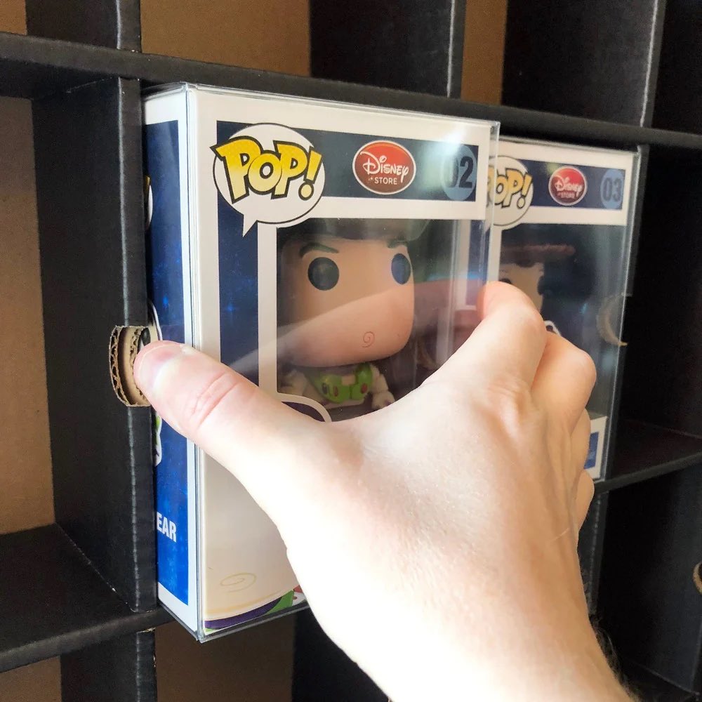 DisplayGeek's tweet image. 🗣️ Kubbie DLX Displays are back in stock!

Looking to wall-mount your Funko Pops, display your Funko Pops and other collectibles, or even pack and travel with your Funko Pops? 

We have Kubbies for all of that here: displaygeek.com/collections/di…