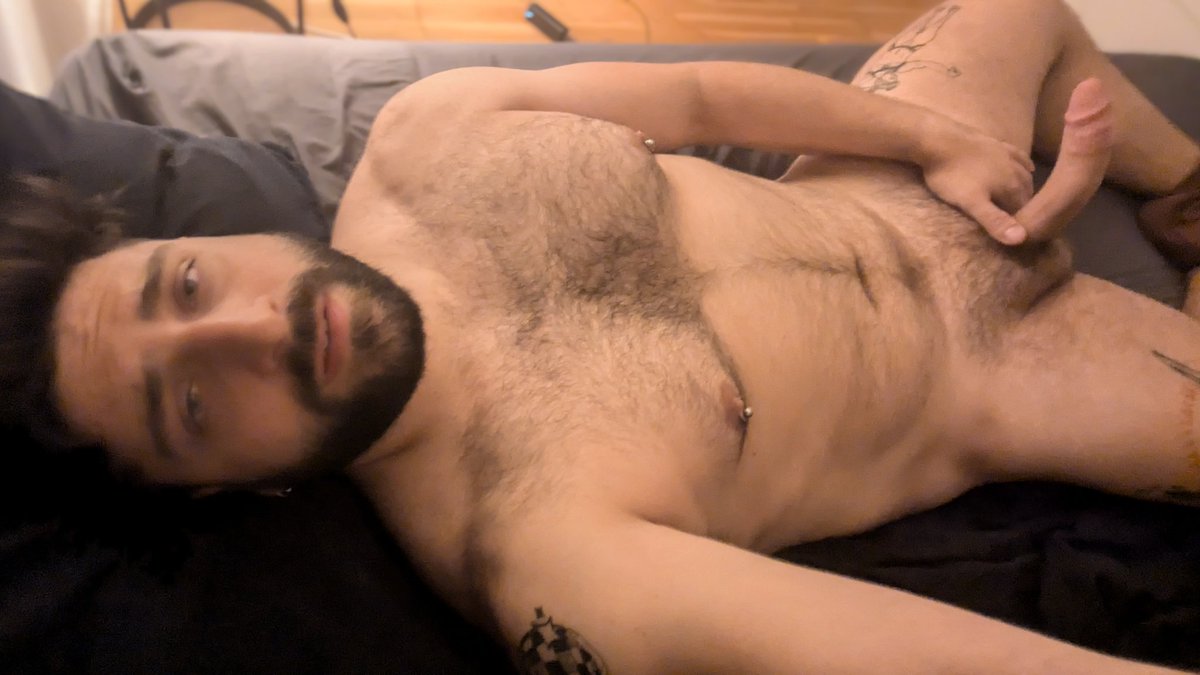 GreekDadBod's tweet photo. @codyalantxxx 💖 https://t.co/KKApcrJe6l