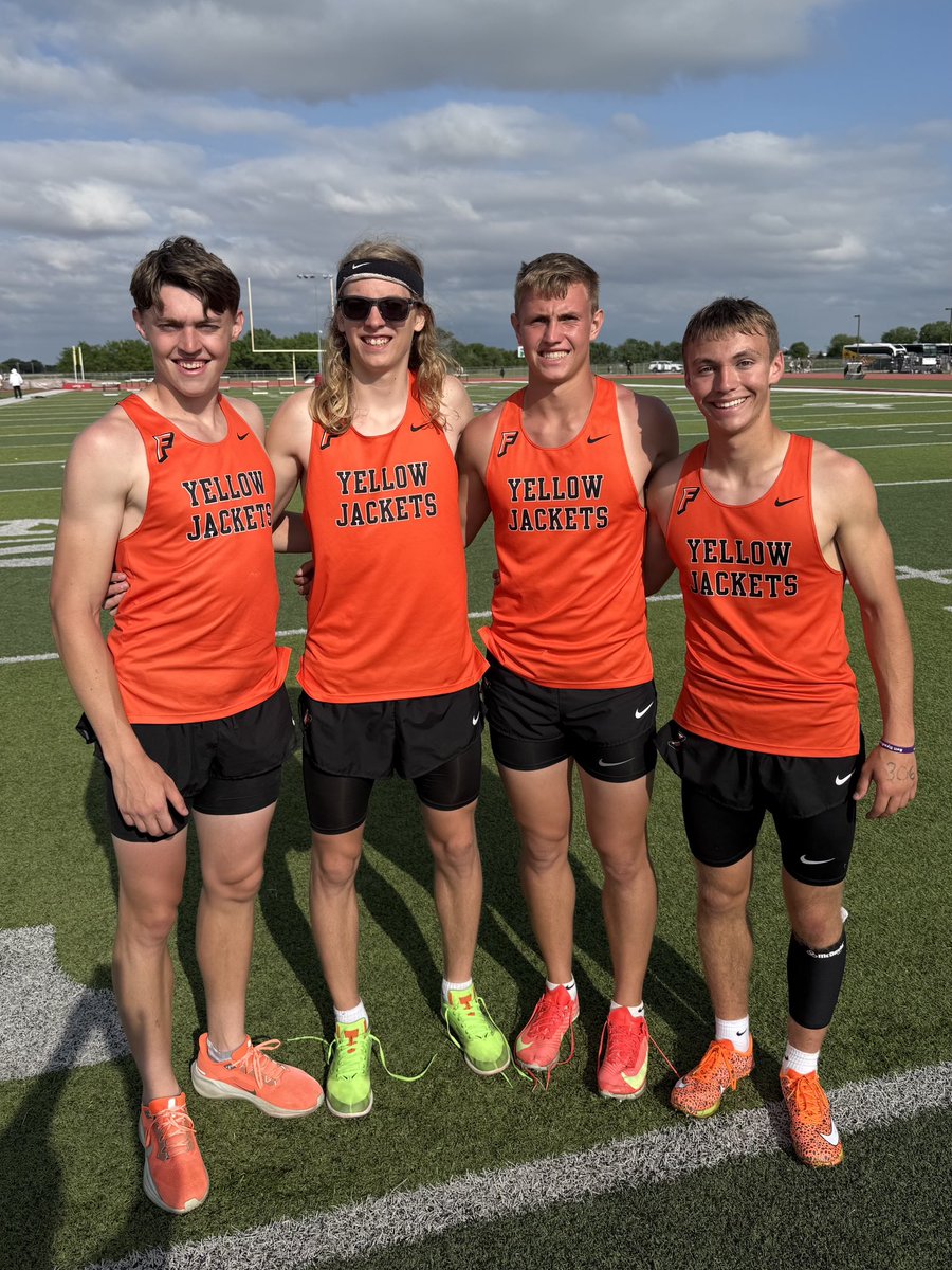 🏆🏆𝗕𝗥𝗘𝗔𝗞𝗜𝗡𝗚 𝗥𝗘𝗖𝗢𝗥𝗗𝗦🔥🔥

The boys getting it done at Cherokee as well today. Our boys’ mile relay team broke the meet record of 3:32.31 ran by Timberlake in 2021. Today our boys finished with a time of 3:31:12. Congratulations, gentlemen!