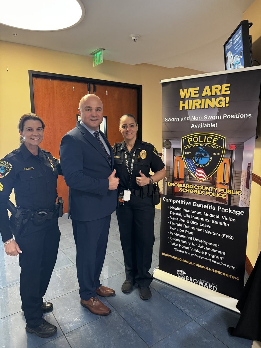 BCPS_POLICE's tweet photo. Feel Good Friday! ✨
We were honored to participate in Criminal Justice Day at Keiser University Pembroke Pines! 🎓

It was a fantastic opportunity to connect with students, share our experiences, and support the next generation of criminal justice professionals. 👮‍♀️👮‍♂️

Thank you, Seahawks 🦅, for the warm welcome and the invitation , we truly enjoyed the day and are already looking forward to next year! 📅

#FeelGoodFriday #KeiserSeahawks #CriminalJusticeDay #CommunityEngagement #FutureLeaders #LawEnforcementCareers #SeeYouNextYear
#bcps