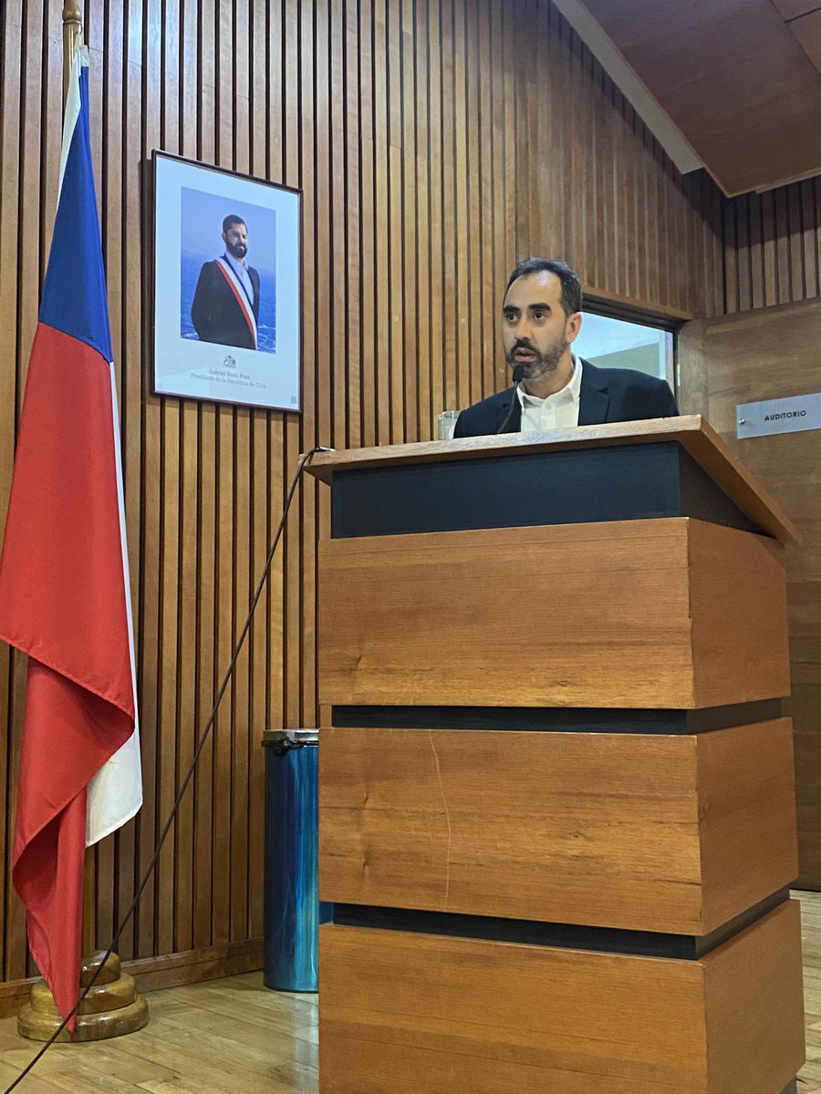 Periodismo sin sesgos es el nombre del encuentro organizado por Comunica, <a href="/SeGeGobAraucana/">Vocería Araucanía</a> , <a href="/ONUMujeresChile/">ONU Mujeres Chile</a> y Colegio de Periodistas para los estudiantes de periodismo de la <a href="/UFrontera/">UFRO</a> y <a href="/uautonomachile/">UA</a> . Agradecemos a ambas universidades y a todos y todas las participantes