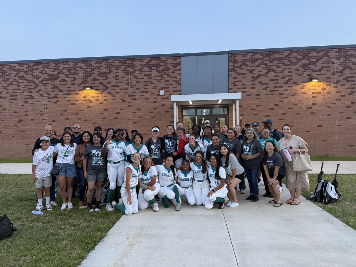 ACHS Chargers Softball (@achs_chargersb) on Twitter photo Tonight’s 10-0 loss to a solid La Grange team may be the end of our season, but this FAMILY will be back next year ⚡️🥎 #WhyNotCrawford #ChargedUp #Defend521 #TheTealIsReal <a href="/ACHS_Chargers/">Almeta Crawford High School</a> <a href="/ACHS_ATHfbisd/">ACHS_Athletics</a> <a href="/FBISDAthletics/">Fort Bend ISD Athletics</a> <a href="/TXPrepSoftball/">Texas Prep Softball</a> Tonight’s 10-0 loss to a solid La Grange team may be the end of our season, but this FAMILY will be back next year ⚡️🥎 #WhyNotCrawford #ChargedUp #Defend521 #TheTealIsReal <a href="/ACHS_Chargers/">Almeta Crawford High School</a> <a href="/ACHS_ATHfbisd/">ACHS_Athletics</a> <a href="/FBISDAthletics/">Fort Bend ISD Athletics</a> <a href="/TXPrepSoftball/">Texas Prep Softball</a>