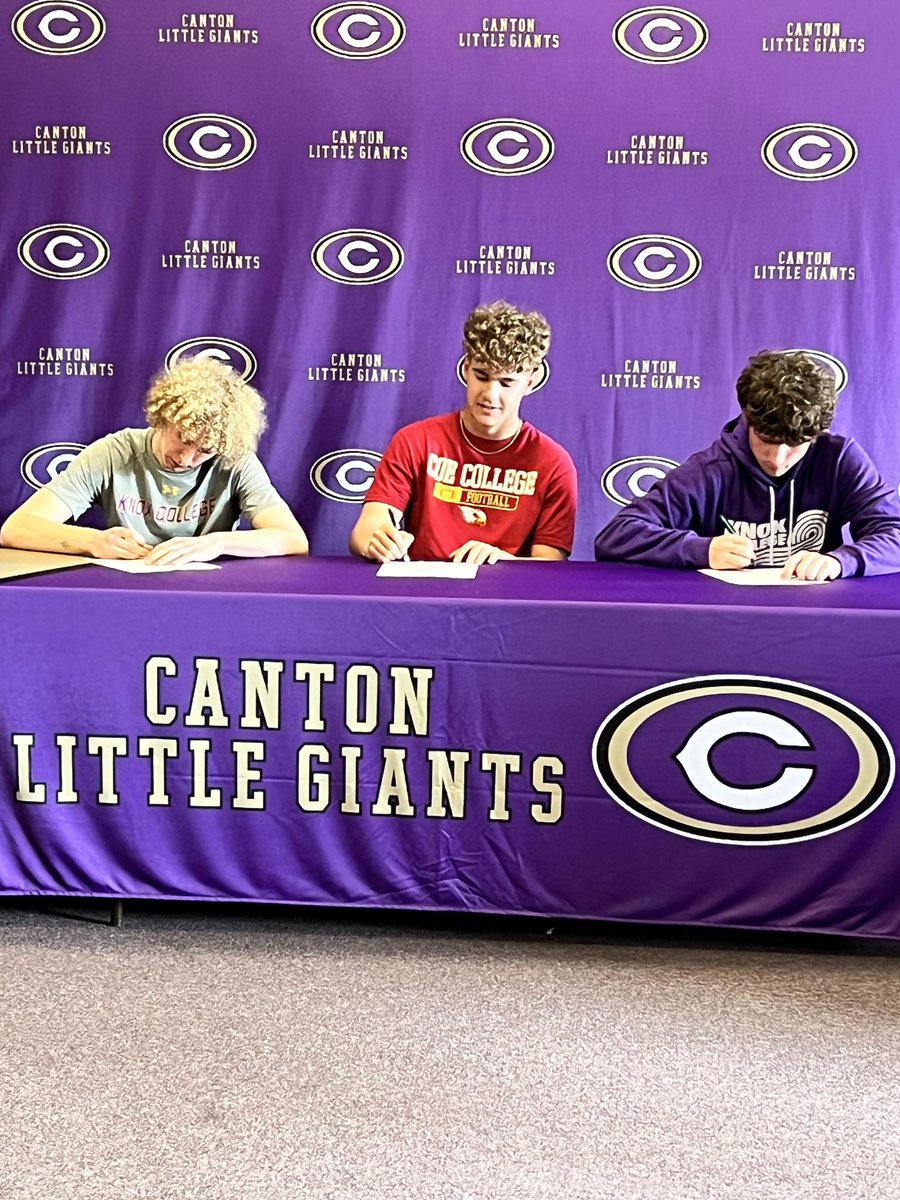 CantonActivity's tweet image. Congratulations, Logan (Knox Basketball), Colin (Coe Football), and Miles (Knox Baseball)! Your #LittleGiants family wishes the three of you the very best as you continue your athletic/academic careers. Once a Little Giant, always a Little Giant!