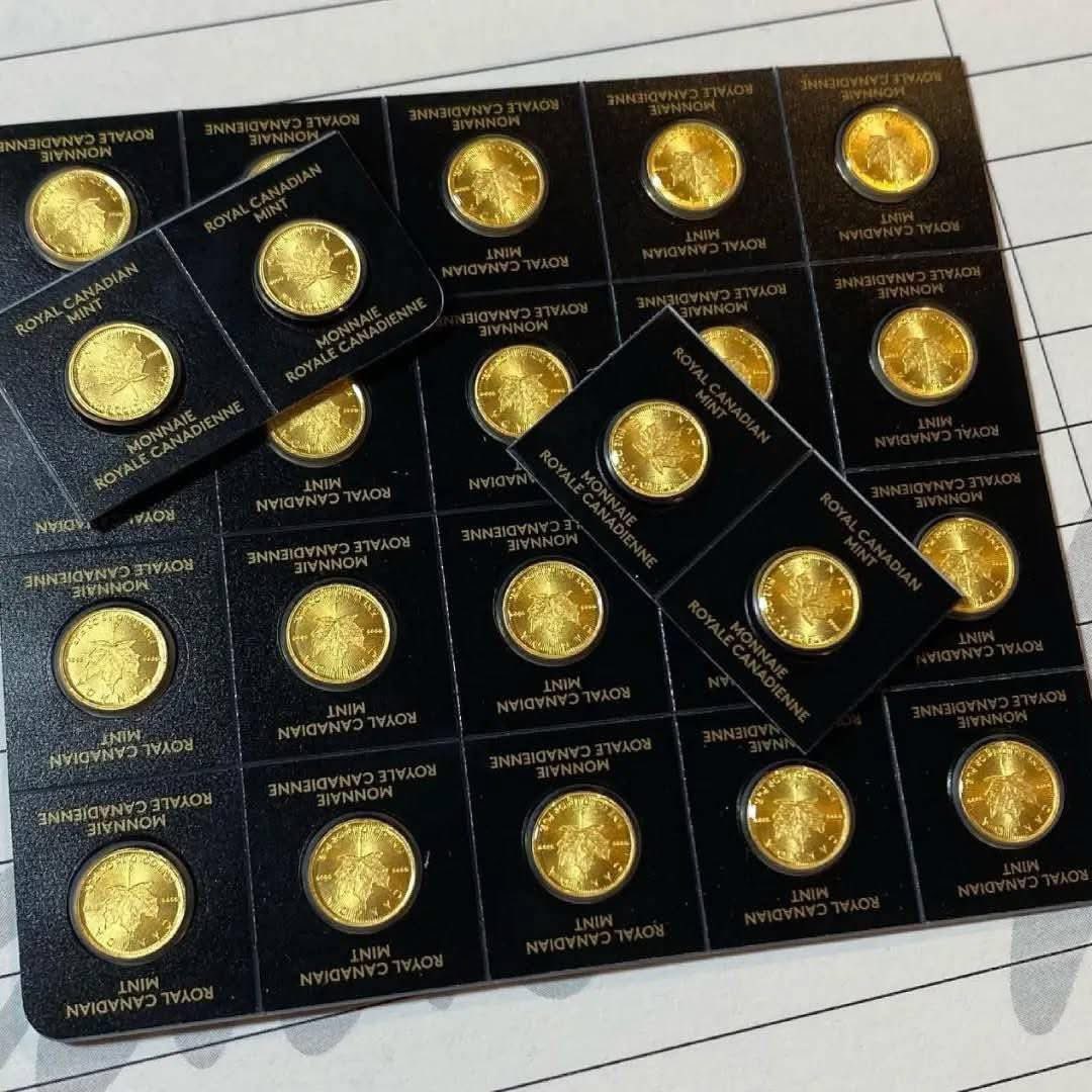 silverandgoldbu's tweet photo. 1 g gold maple 🍁 
$107 plus shipping 
Buy it now #silvercoin #silvercoins #silvercoinsonly #silvercoinage #silvercoinring #oldsilvercoins #silvercoinatta https://t.co/QoBp1GH6Rg
