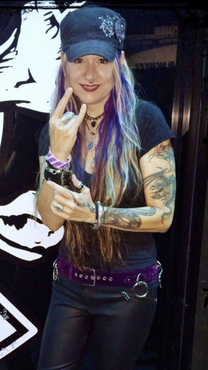 MusiciansRockNetwork tweet media