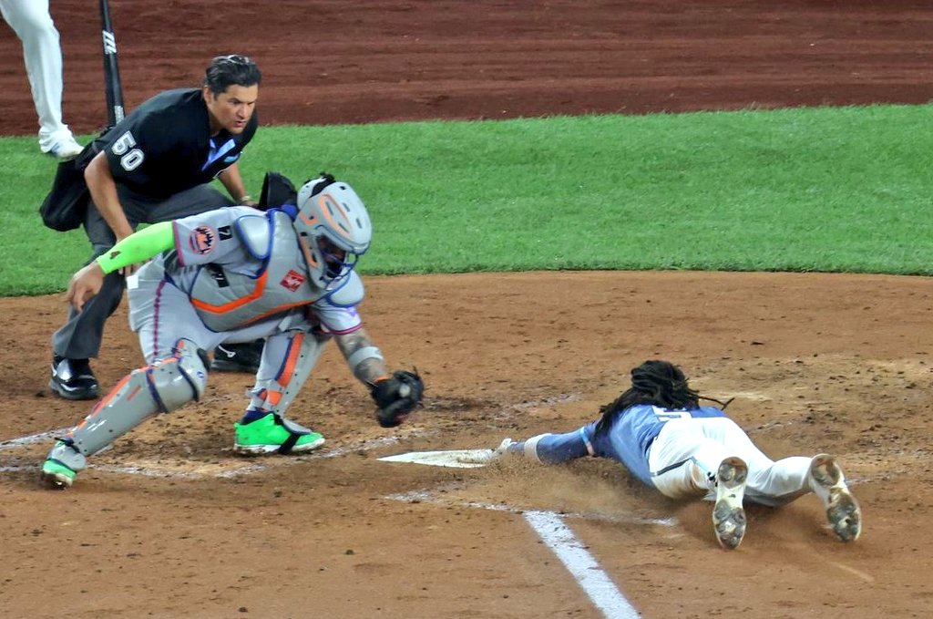 The CJ Abrams game winning run scored. 

"CJ was hauling ass!" -- manager Dave Martinez after the game

(📸 by Sol Tucker for TalkNats)