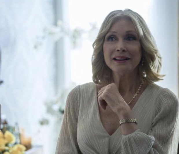 MarybethMkprudz's tweet photo. How I love that Sharon tells Oliver to “have fun up there!” She knows he deserves to relax and enjoy his wedding after his recent fears! #SSD #CountdownToTheMoon #HallmarkChannel #DarrenAbbott #RenewSSD #POstables https://t.co/mnkUdagM7g