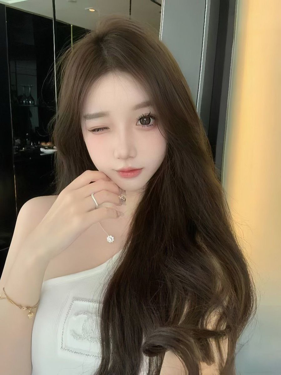 王子涵🌸今日推荐线下：
💎坐标：#南京

抖音39.6W粉丝线上平模🌸
女神范多种角色切换极致体验
---------------------------------
满意面付，包退换，全程售后✊🏻
王子涵，您最贴心的sex官家
小有门槛🧧88，在意勿扰。
🐧3935730904🛰️vvxx8867
tg反馈频道：https://t.co/oUjqLZNCaq https://t.co/eCreuNnBzb