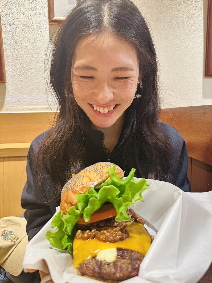 xxtoooooraxx's tweet photo. 5月24日(土)ランイベント開催🏃‍♀️
皇居で走った後は
#クアアイナ でランチ会🍔

大好きなクアアイナさんと
イベントができる事が本当に嬉しい🥰

予約はこちら👇
https://t.co/iSvYQEEX2q

ゆっくり走るので
初心者でも安心してご参加ください🩷

#バイクアンドラン
#皇居ランニング
#bikeandrun #mbr https://t.co/Y6crlHQVXw