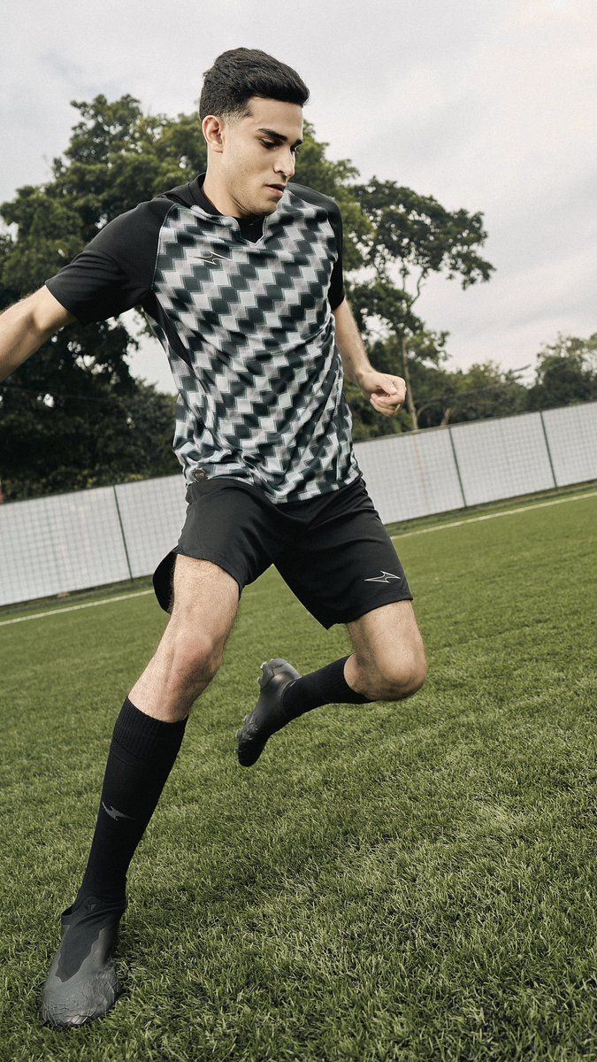 riors_id's tweet image. Tap Customize Your Teamwear 

wa.me/628122985911

#riors #teamwear #football
