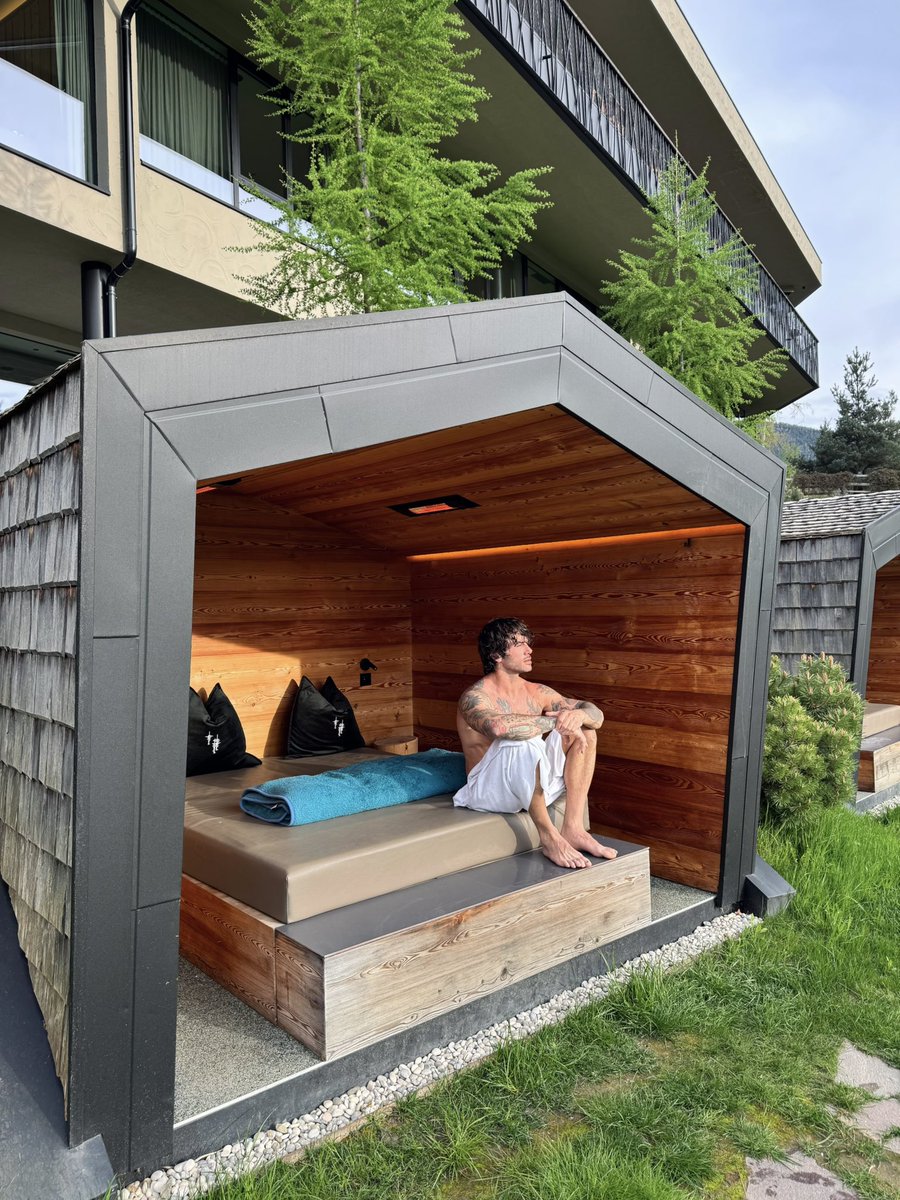 Claudio Sona tweet media