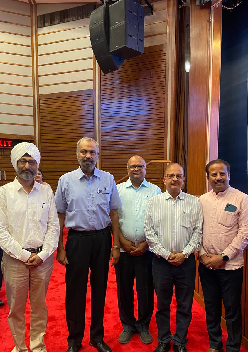 ManiSudhanshu (@manisudhanshu58) on Twitter photo anindecisiveindian.blogspot.com/2025/04/indian…
☝️Talk on innovations/IR at NDDB Anand, set up by Dr. V Kurien, which had a pivotal role in India's dairy development, an iconic institution by a great man, thanks to Mr. SS Gill, is like showing a candle to sun, grateful for the invitation, 24th April. anindecisiveindian.blogspot.com/2025/04/indian…
☝️Talk on innovations/IR at NDDB Anand, set up by Dr. V Kurien, which had a pivotal role in India's dairy development, an iconic institution by a great man, thanks to Mr. SS Gill, is like showing a candle to sun, grateful for the invitation, 24th April.