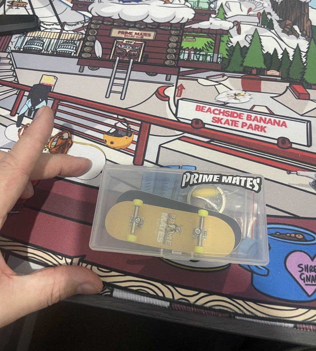 jazielewis1's tweet image. Even down to the simple stuff like our #Phygital Fingerboards—ready to take you into the game as that board.

@PrimeMatesBC is built for the full web3 experience, bringing value for all ages.

@SavageSavyD, @garyvee &amp;amp; @veefriends sparked my love for making this fun for everyone
