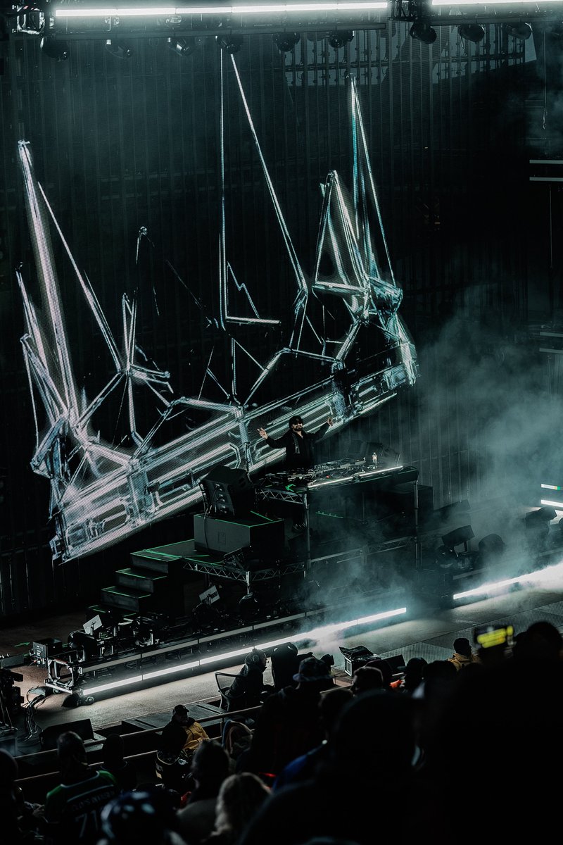 Planet Cyclops tweet media