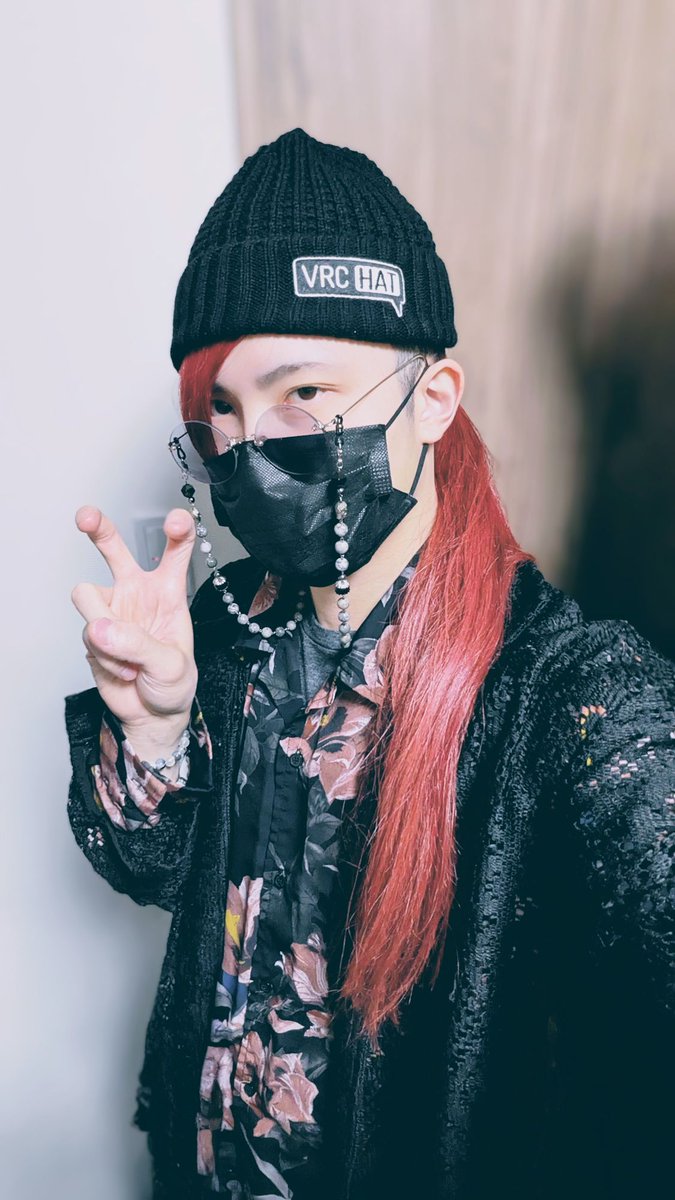 Ok it turns out lowkey I look more suspicious today