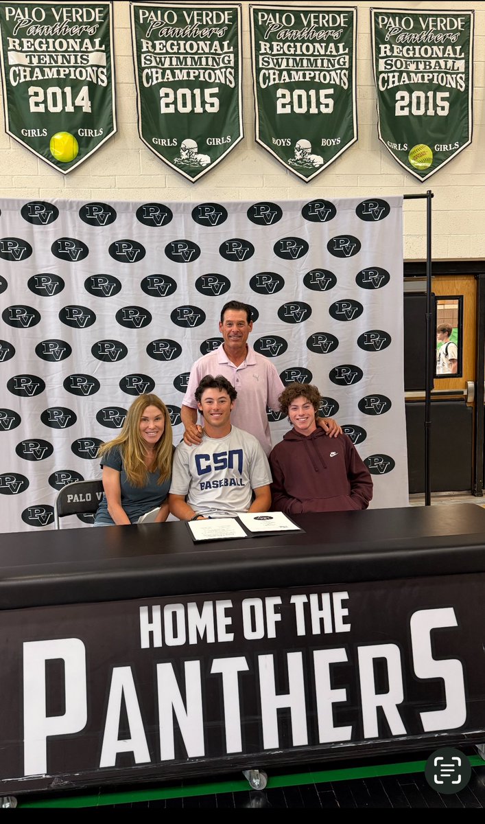 Gregg_Jefferies's tweet image. Signing day!! Congrats buddy