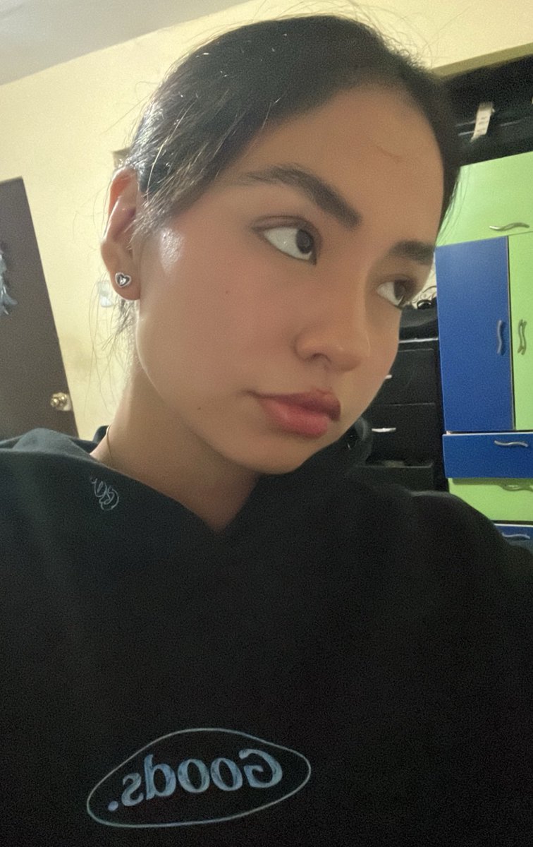 Increíblemente cachetona