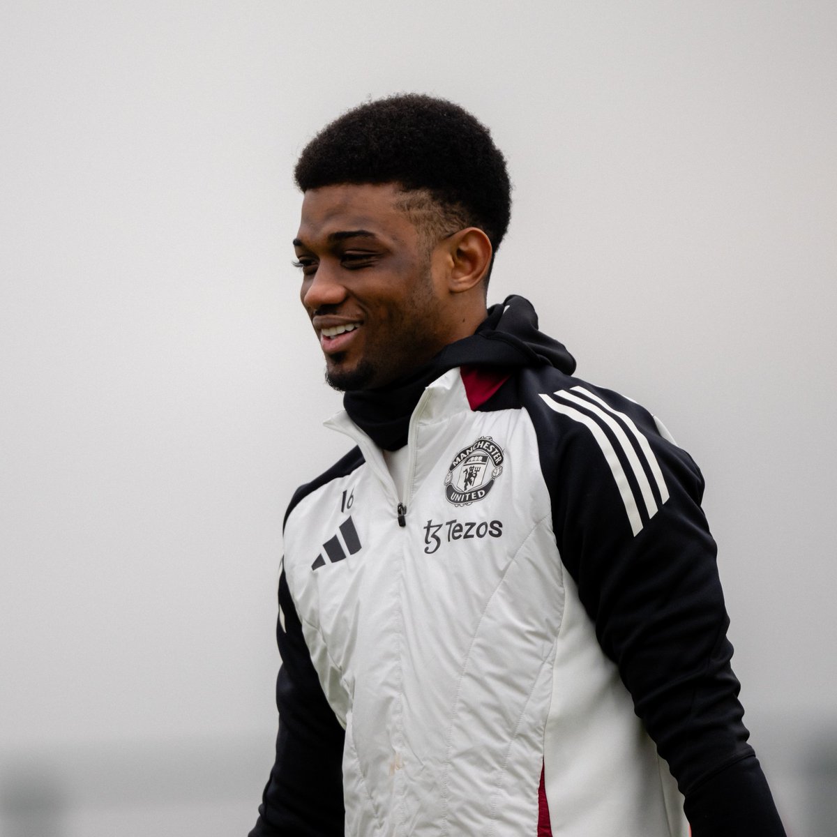 ManUtd_ID's tweet image. Segera kembali berlatih penuh. ⌛️

@Amaddiallo_19 &amp;amp; @mdeligt_04 💪

#MUFC