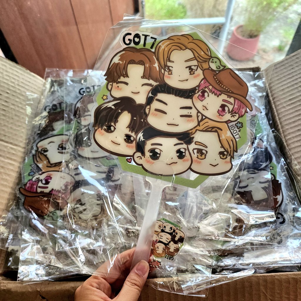 5apph1r3's tweet photo. 🎁𝗚𝗶𝘃𝗲𝗮𝘄𝗮𝘆🎁

พัด💚 100
จานรองแก้ว❤ 20
พวงกุญแจนกเขียว💙 20
พวงกุญแจนกเขียว(verไหมพรม)💛 เท่าที่ทำทัน😂

หวังว่าจะแวะมารับกันนะคะ

🗓️: 2 May
🏟️: ราชมังคลากีฬาสถาน
⏰: TBD

#GOT7_NESTFESTinBKK
#GOT7_NESTFEST
#GOT7 #NESTFEST 
#GOT7inราชมัง 
#GOT7inRAJAMANGALA https://t.co/Zdy5amzQdD