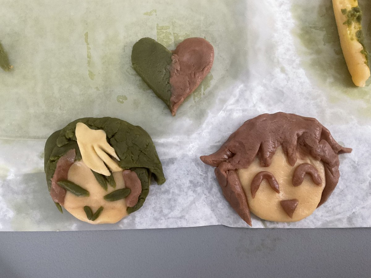 tkfkdgowidakffh's tweet photo. 💜🧡 will be baked soon https://t.co/wQhg3VuAow