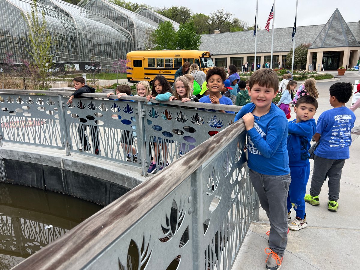 First grade enjoyed a beautiful morning exploring Lauritzen Gardens.  Thanks to our wonderful volunteers for chaperoning!