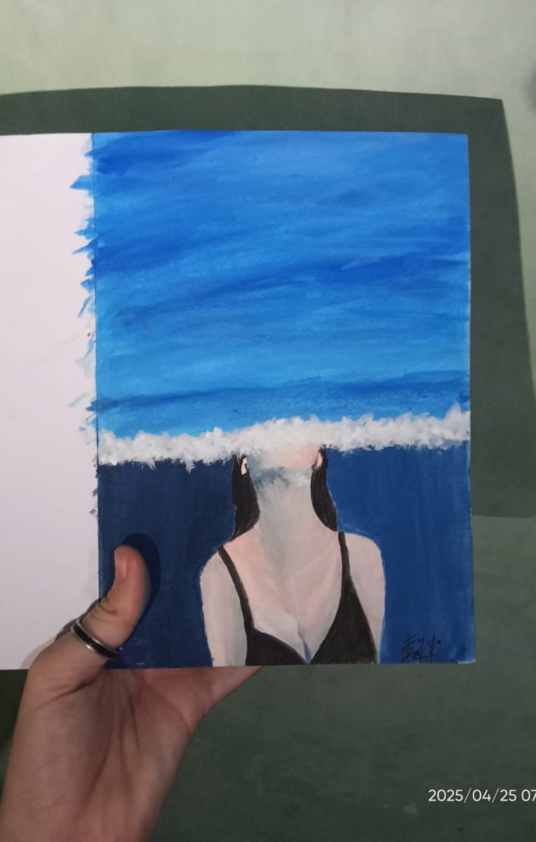 Topping_Bum1's tweet photo. "ketika pikiran jadi ombak, aku memilih tenggelam dalam warna"
#inspired 
#RecreateArt
#OceanVibes https://t.co/7rsqfHmVxI