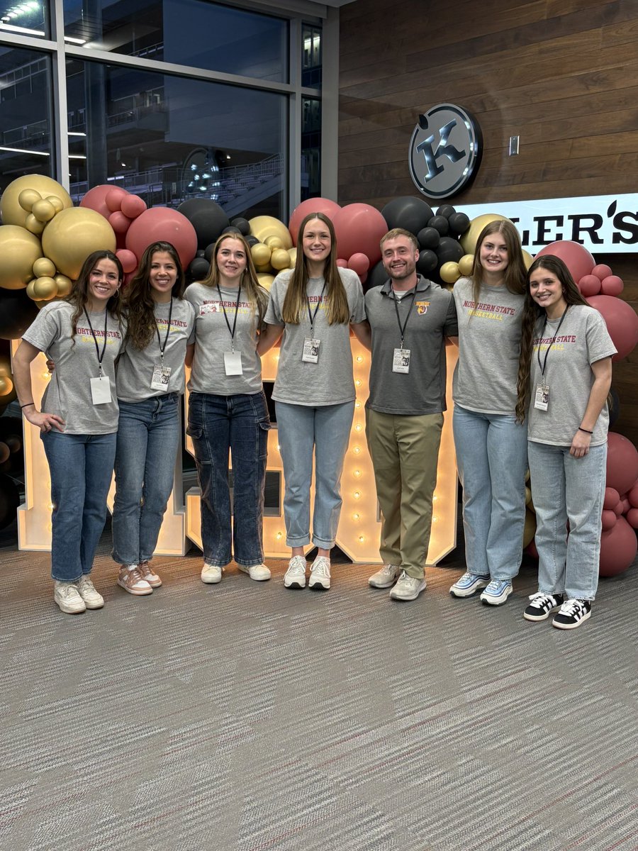 Great night helping out at Bourbons and Brews 🐺

Thank you to everyone in #WolvesCountry who came out and supported! 

#GoWolves