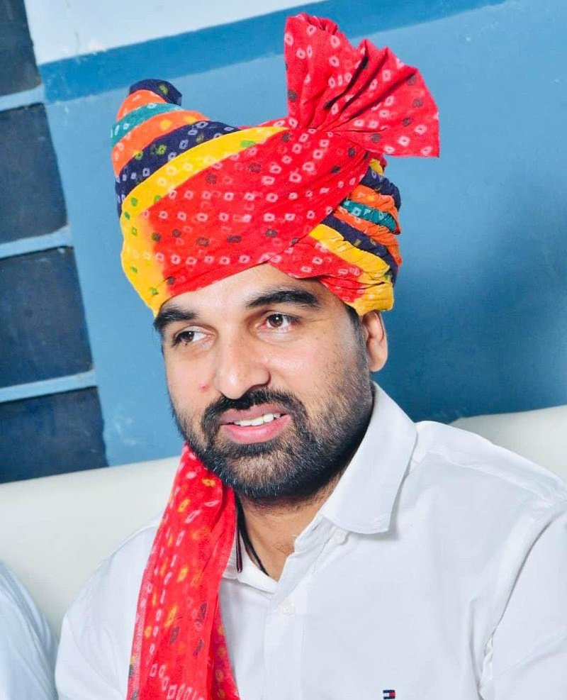 L.R_godara (@bishnoi_lokraj) on Twitter photo बड़े भाई संगरिया विधायक एवं राजस्थान युवा कांग्रेस के अध्यक्ष श्री <a href="/AbhimanyuP00NIA/">Abhimanyu Poonia</a> जी को जन्मदिन की अनेकों शुभकामनाएं।
ईश्वर सदैव आपको स्वस्थ एवं प्रसन्न रखें। बड़े भाई संगरिया विधायक एवं राजस्थान युवा कांग्रेस के अध्यक्ष श्री <a href="/AbhimanyuP00NIA/">Abhimanyu Poonia</a> जी को जन्मदिन की अनेकों शुभकामनाएं।
ईश्वर सदैव आपको स्वस्थ एवं प्रसन्न रखें।