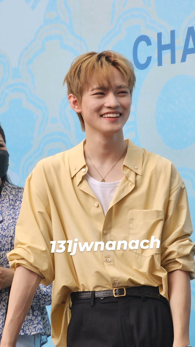 131jwnanach's tweet photo. CHENLE SOOOO HAPPY SOOO HANDSOME SOOOO ADORABLE❤️❤️❤️❤️❤️❤️❤️❤️❤️❤️ https://t.co/i74ijrX3jZ