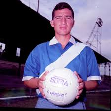 AntonioUbilla1's tweet photo. Mejores volantes de creación (número 10) de Emelec en la historia :   
1.  Jorge Bolaños Carrasco 
2.  Galo Pulido Barzola
3.  Carlos Torres Garcés 
4.  Pedro Prospitti
5.   Eduardo Antonio Dos Santos EDÜ
6.   Armando Paredes
7.   Rubén Beninca
8.   Jorge Vásquez
9.   Oswaldo Páez
#96AñosCSEmelec