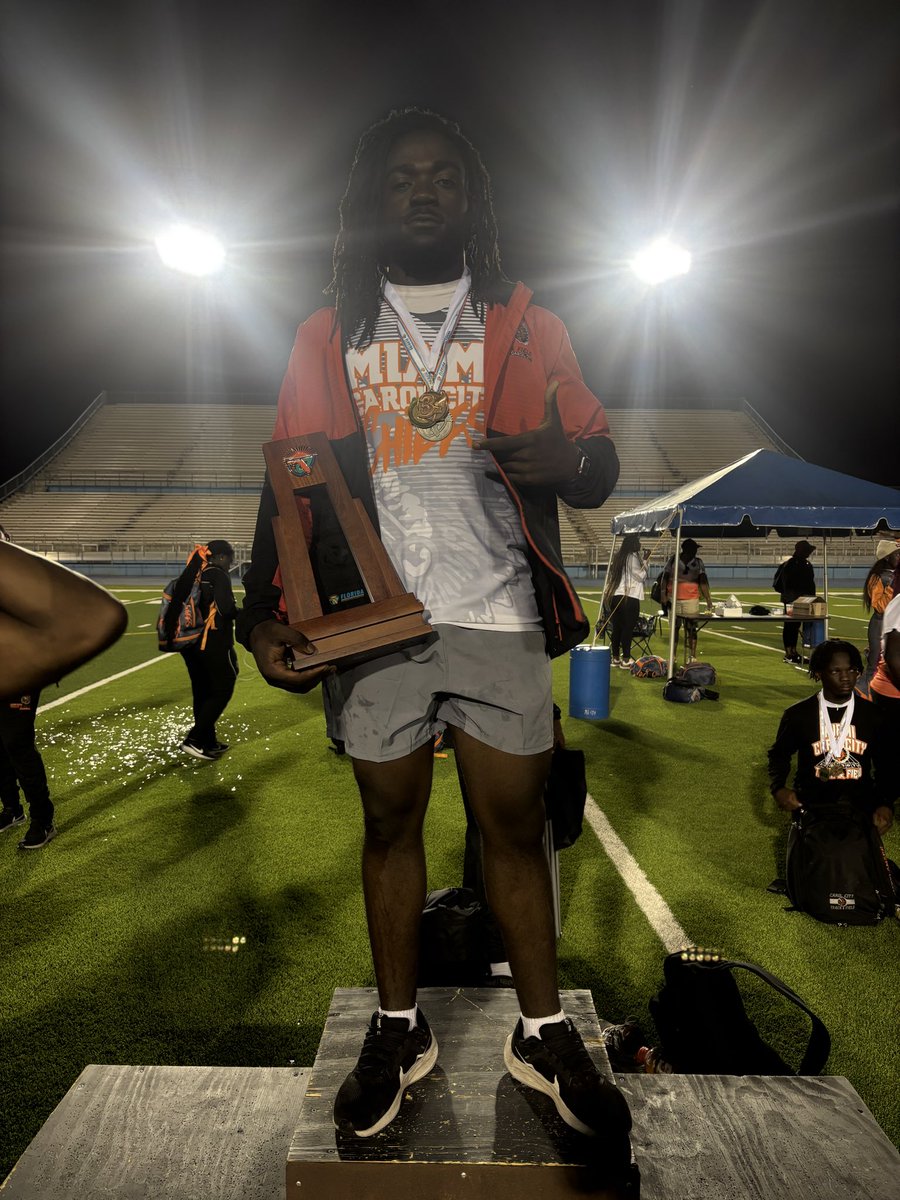 Lawrence Johnson💚 tweet media