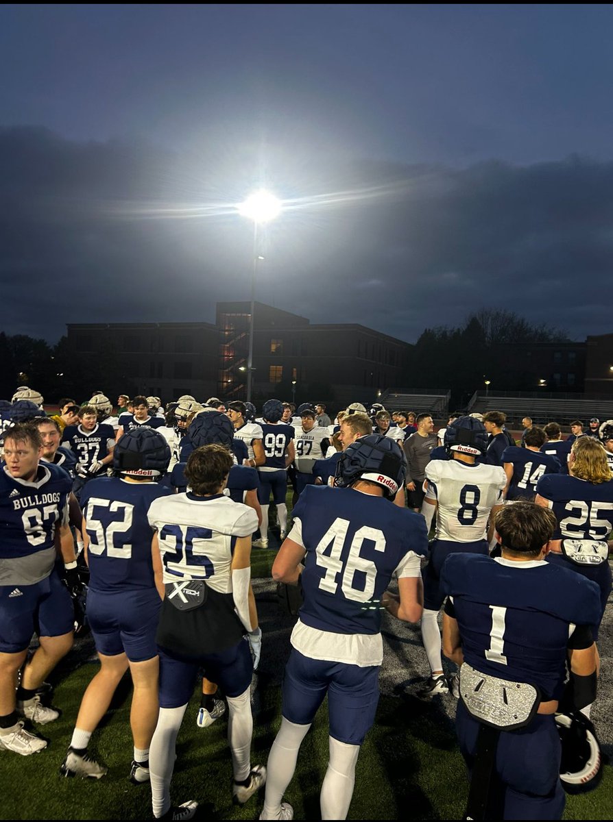 Michael Hunter Jr “6” (@mikeythefuture6) on Twitter photo Had a great time at the <a href="/CUNEFootball/">CUNE Football</a> spring game and Junior Day! Thank you <a href="/grdykoch/">Grady Koch</a> and <a href="/CoachCrume/">Kevin Crume</a> for the invite! <a href="/wideouts/">Keith Williams</a> <a href="/Ellisspeedcoach/">Speedville</a> <a href="/Houseofwideouts/">House Of Wideouts</a> <a href="/LNEfb/">Northeast Football 🚀🏈</a> Had a great time at the <a href="/CUNEFootball/">CUNE Football</a> spring game and Junior Day! Thank you <a href="/grdykoch/">Grady Koch</a> and <a href="/CoachCrume/">Kevin Crume</a> for the invite! <a href="/wideouts/">Keith Williams</a> <a href="/Ellisspeedcoach/">Speedville</a> <a href="/Houseofwideouts/">House Of Wideouts</a> <a href="/LNEfb/">Northeast Football 🚀🏈</a>