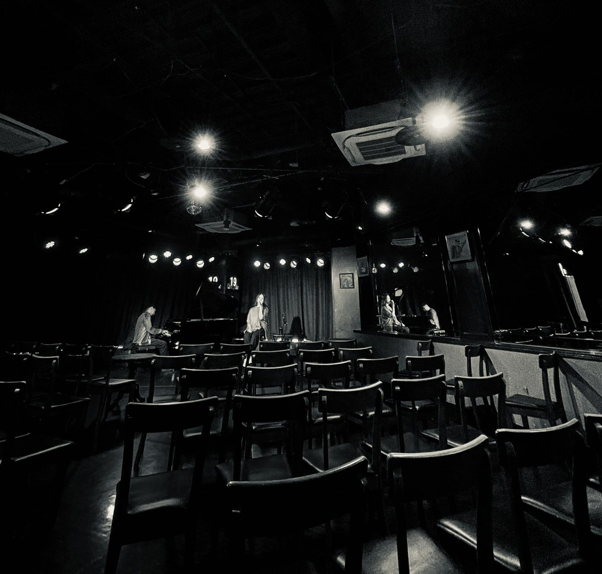 会場でお待ちしてます！
広島LIVE JUKE
［1回目］13:30開場／14:00開演
［2回目］16:00開場／16:30開演
#古内東子　#松本圭司
当日券もございます！