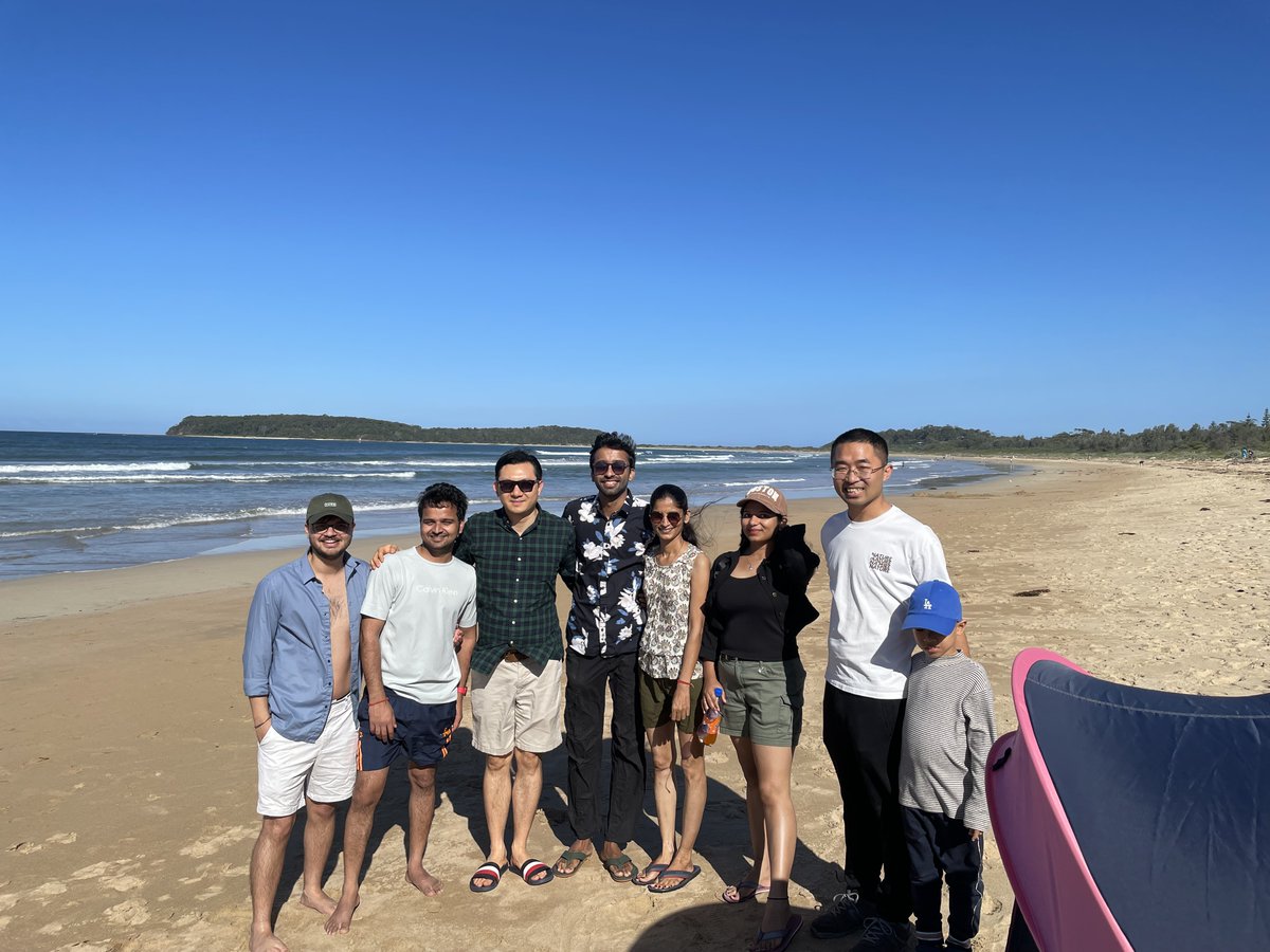 Si Ming Man (@simingman1) on Twitter photo ποΈ A day trip to the #beach. #lab #daytrip #Broulee #australia ποΈ A day trip to the #beach. #lab #daytrip #Broulee #australia