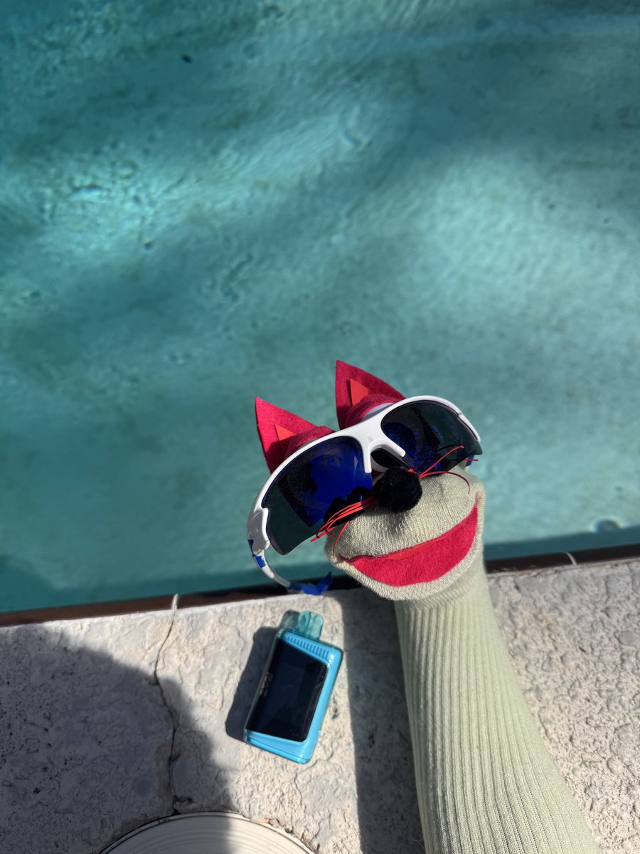 DEX PAID NOW IM CHILLIN