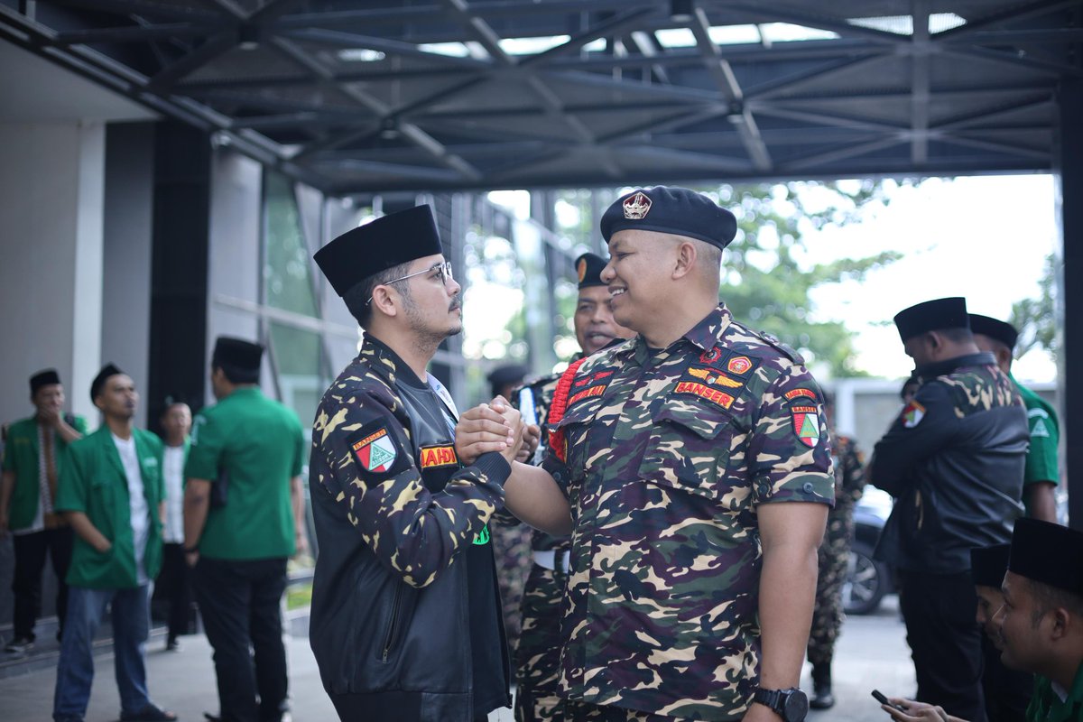 Alhamdulillahirabbil'alamiin, pada hari Kamis, 24 April 2025 di GOR Satria, Purwokerto tepat usia Gerakan Pemuda Ansor 91 Tahun bisa membersamai Para Pemimpin dalam acara Peringatan Puncak Harlah ke-91 GP Ansor 

Semoga kita sebagai Kader terus bisa berkhidmah🤲 #Harlah91GPAnsor