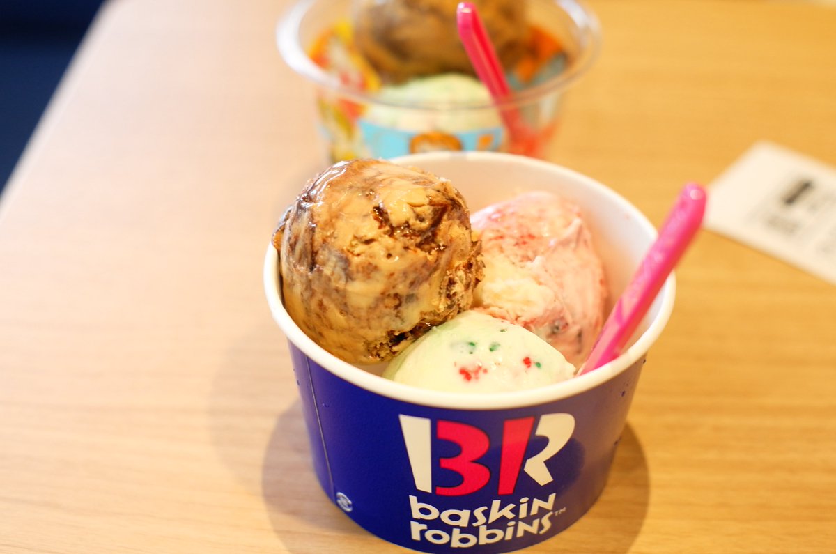 inaiinaiainai's tweet image. そういえば最近は、Sigma bf っぽいアルミ筐体のカメラ使ってます📷 #Leicat