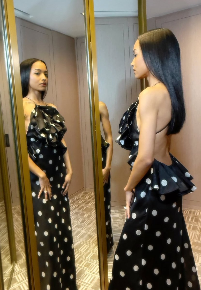 christine tweet media