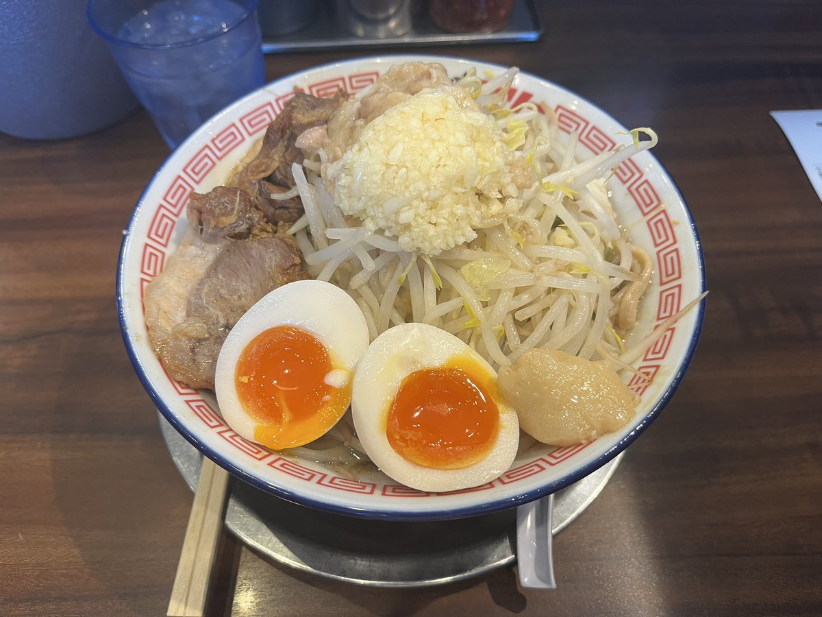 仙台に戻ってきてから過食気味なのでサラダだけにします！