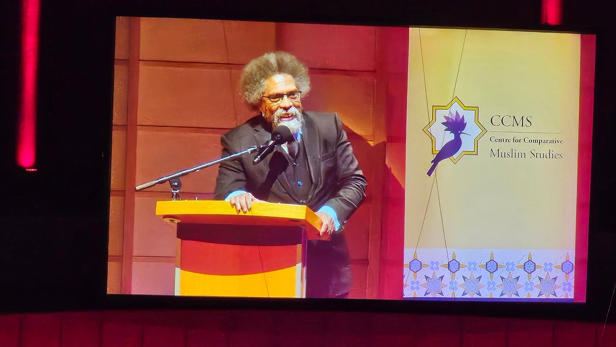 RacialProfiling's tweet image. @RacialProfiling was there w @CornelWest @CCMS_SFU @UBC 
Great to meet supporters for "Report Islamophobia" campaign!

@AmiraElghawaby @Ayan604 @KahlonRav @nccm @CRRF @CdnHeritage @NikiSharma2 @IISUofT @MACNational @CMLAACAM