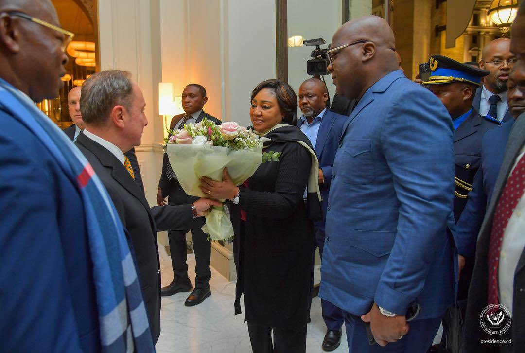 Le Président de la République Félix Antoine Tshisekedi Tshilombo est arrivé dans la soirée de ce vendredi 25 avril 2025 à Rome (Italie) pour assister aux funérailles du Pape François.

Accompagné de la distinguée Première Dame  Denise Nyakeru, le Chef de l’État va participer à la