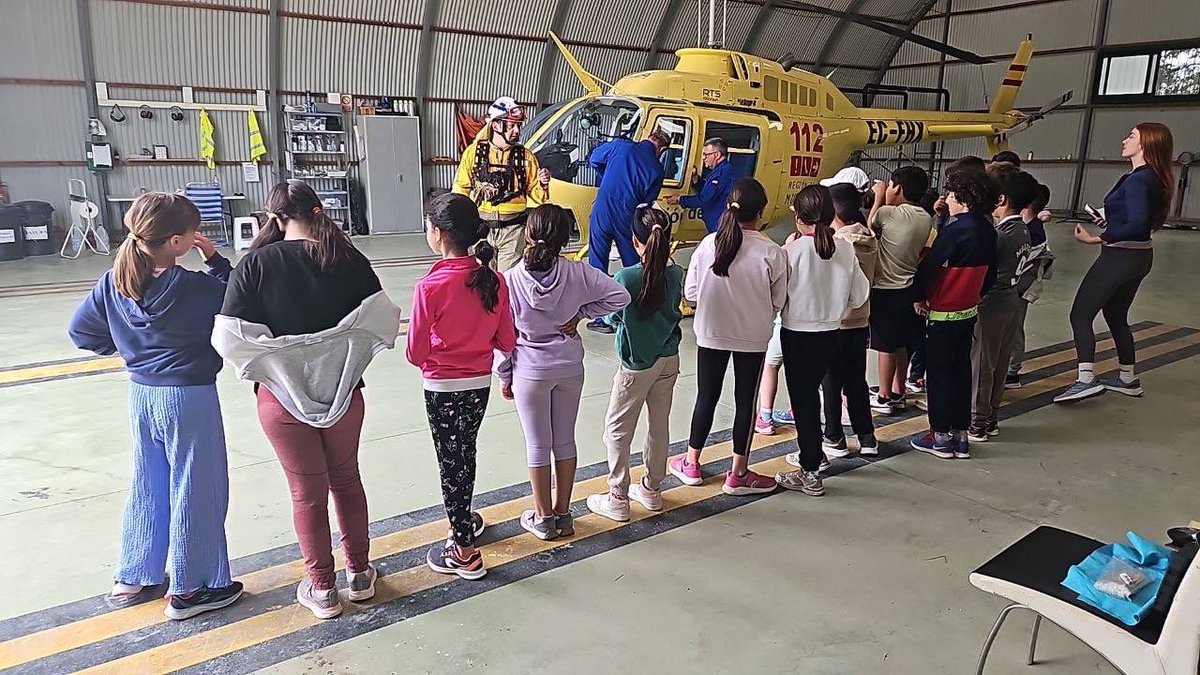 MurciaForestal's tweet photo. 📢 Agentes medioambientales @aamm_murcia y bomberos forestales @defensaforeMUR recibieron la visita de alumnos del CEIP Pedro Rodríguez Pérez de #Cieza en el CEDEMUR de @SierraLaPilaPR para conocer la labor de la Unidad de Defensa Contra Incendios Forestales #UDIF
¡Bienvenidos! https://t.co/Ylq5ye8WcE