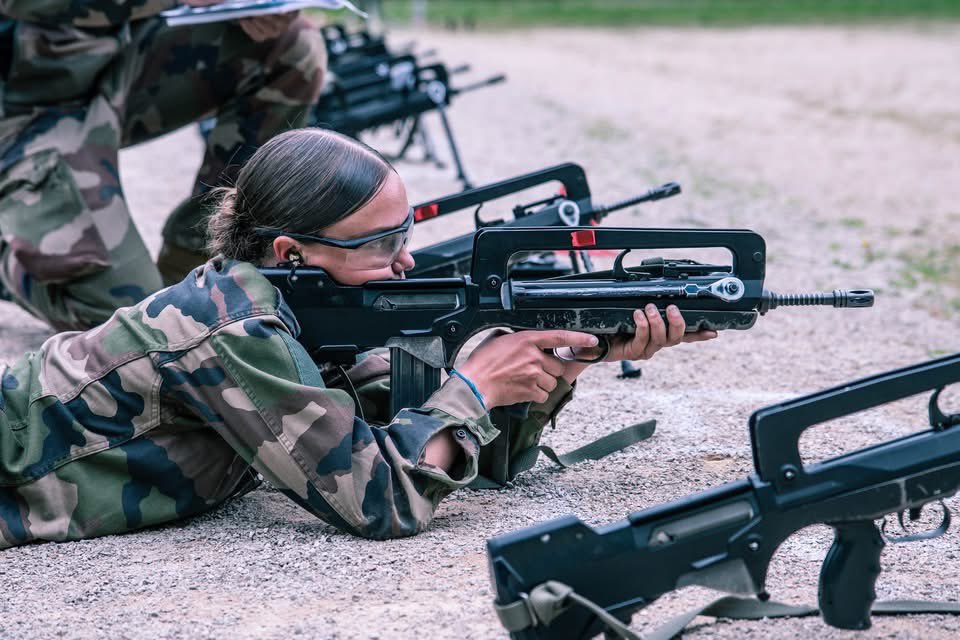 Chef de corps du 511e régiment du Train tweet media