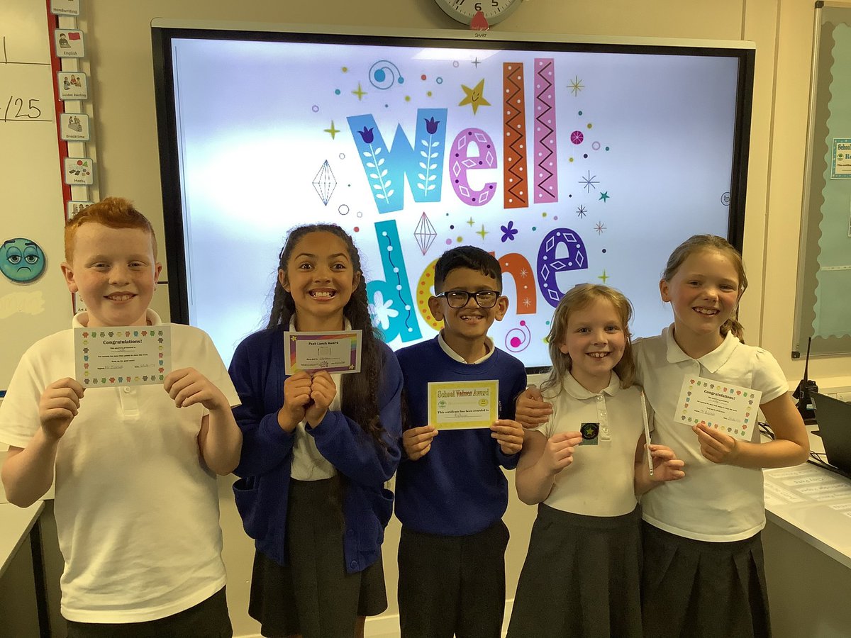 ReinwoodJuniors's tweet image. Congratulations to this week’s Achievement Assembly winners from #RJS4B. #RJSBehaviour